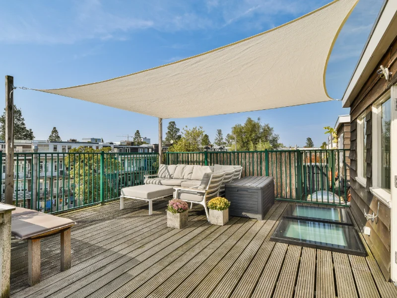 vele-ombreggianti-leggere-e-scenografiche-per-piscine-e-terrazzi